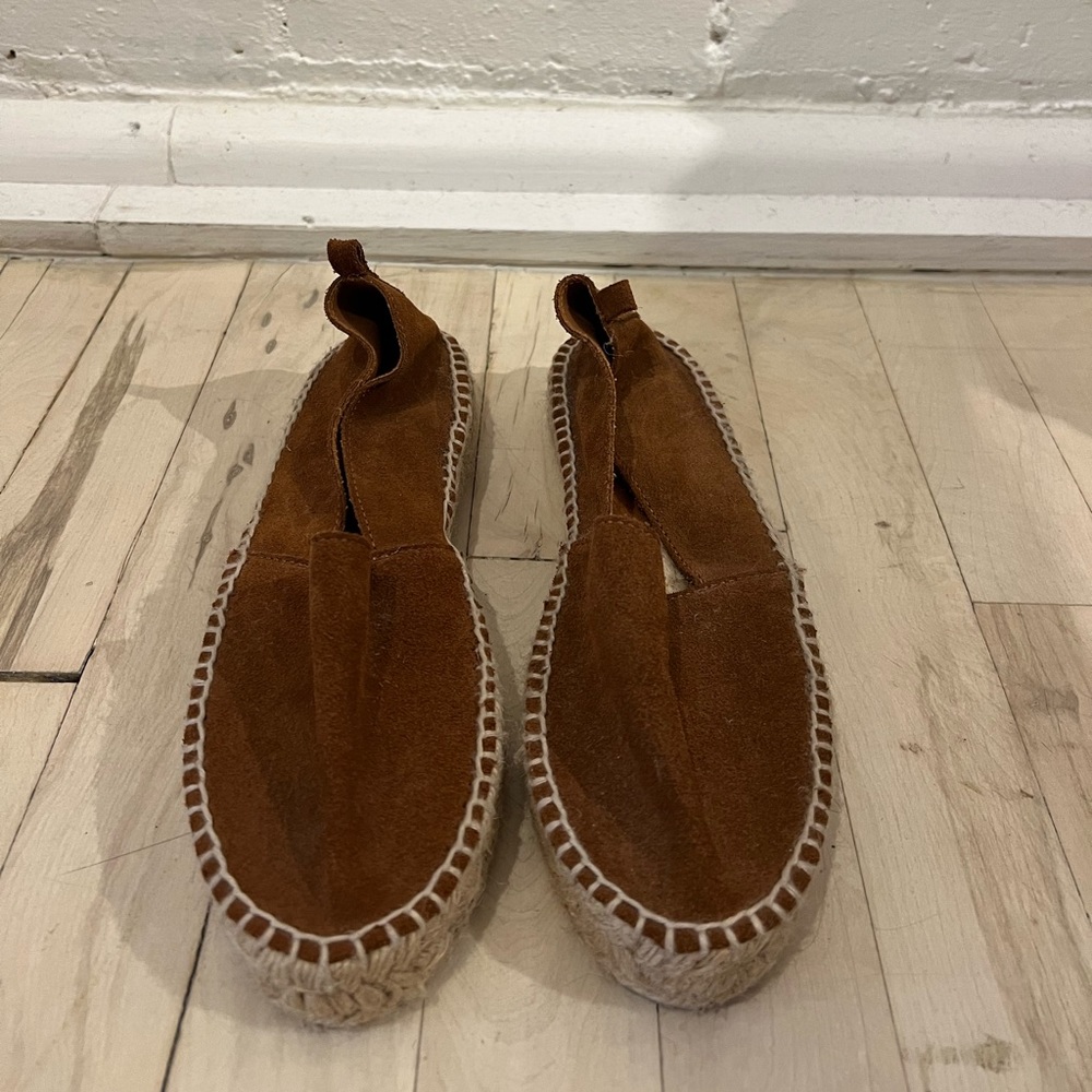 Zara suede Espadrilles- NEVER WORN